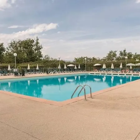 Maison+terrasse, Piscines, Espace Loisirs بيت للعطل غروسبيير