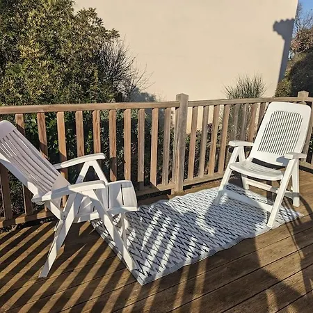 Maison+terrasse, Piscines, Espace Loisirs *